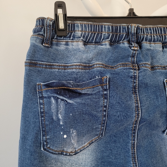 Dark-Wash Distressed Skinny Denim Jeans - Picture 7 of 13